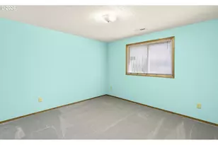 376 NW Jason Ct, Hillsboro, OR 97124 - Photo 22