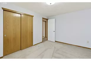 376 NW Jason Ct, Hillsboro, OR 97124 - Photo 24