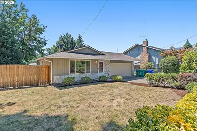 15641 SE Hugh Ave, Milwaukie, OR 97267 - Photo 2