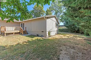 15641 SE Hugh Ave, Milwaukie, OR 97267 - Photo 34