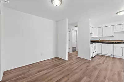 15641 SE Hugh Ave, Milwaukie, OR 97267 - Photo 12