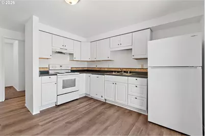 15641 SE Hugh Ave, Milwaukie, OR 97267 - Photo 14