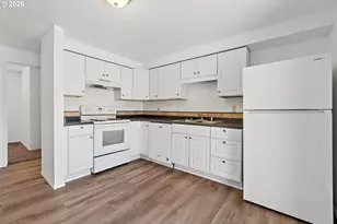 15641 SE Hugh Ave, Milwaukie, OR 97267 - Photo 14