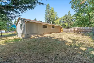 15641 SE Hugh Ave, Milwaukie, OR 97267 - Photo 36