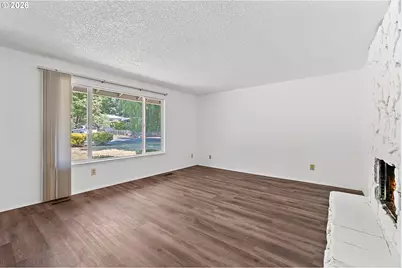 15641 SE Hugh Ave, Milwaukie, OR 97267 - Photo 6