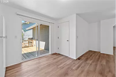 15641 SE Hugh Ave, Milwaukie, OR 97267 - Photo 16