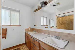 19580 SE Sunnyside Rd, Damascus, OR 97089 - Photo 14