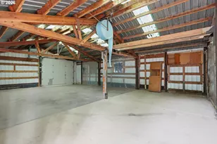 19580 SE Sunnyside Rd, Damascus, OR 97089 - Photo 26