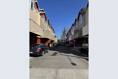 8728 SE Division St, Portland, OR 97266 - Photo 6