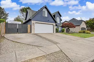 3008 SE Laura Ave, Gresham, OR 97080 - Photo 2