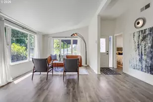 6535 SW Miles Ct, Portland, OR 97223 - Photo 4