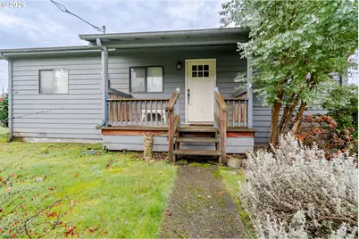 410 SW Broadway St, Mill City, OR 97360 - Photo 2