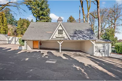 10150 S Riverside Dr, Portland, OR 97219 - Photo 46