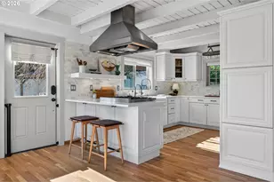 10150 S Riverside Dr, Portland, OR 97219 - Photo 14