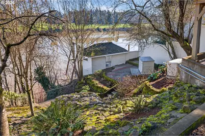 10150 S Riverside Dr, Portland, OR 97219 - Photo 42