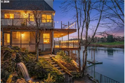 10150 S Riverside Dr, Portland, OR 97219 - Photo 1