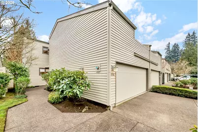 2036 Eastwood Ln, Eugene, OR 97401 - Photo 2