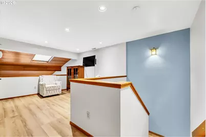 2036 Eastwood Ln, Eugene, OR 97401 - Photo 20