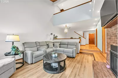 2036 Eastwood Ln, Eugene, OR 97401 - Photo 6