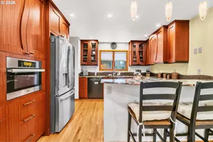 2036 Eastwood Ln, Eugene, OR 97401 - Photo 12