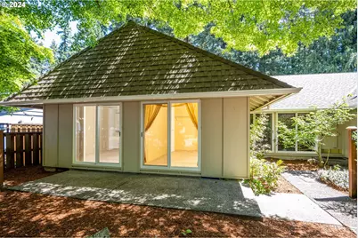 804 NE 174th Ave, Portland, OR 97230 - Photo 4