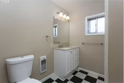 9628 SE Holgate Blvd, Portland, OR 97266 - Photo 20