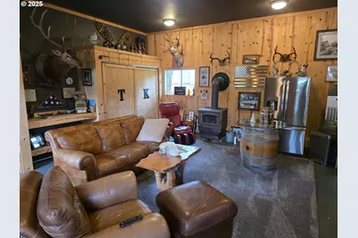 4340 State Highway 38, Drain, OR 97435 - Photo 16