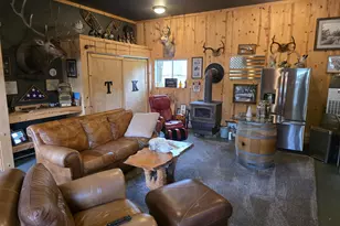 4340 State Hwy 38, Drain, OR 97435 - Photo 16