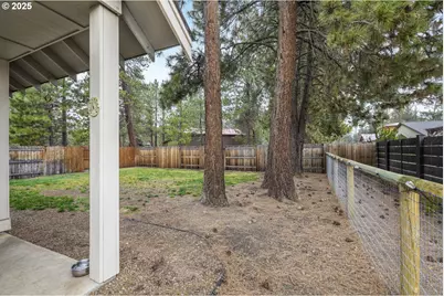 110 W Heising Dr, Sisters, OR 97759 - Photo 26