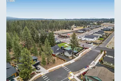 110 W Heising Dr, Sisters, OR 97759 - Photo 30