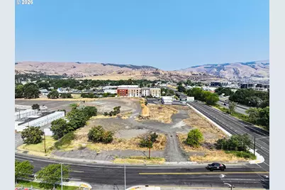 707 Snipes St, The Dalles, OR 97058 - Photo 8