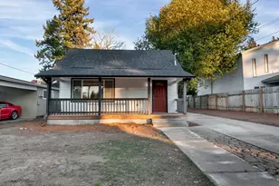 1634 NE 74th Ave, Portland, OR 97213 - Photo 2