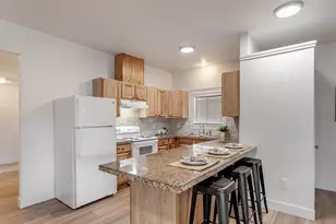 1634 NE 74th Ave, Portland, OR 97213 - Photo 4