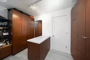 300 NW 8th Ave, Portland, OR 97209 - Photo 28