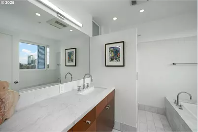 300 NW 8th Ave #902, Portland, OR 97209 - Photo 30