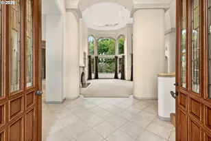 2480 Marylshire Ln, Lake Oswego, OR 97034 - Photo 4