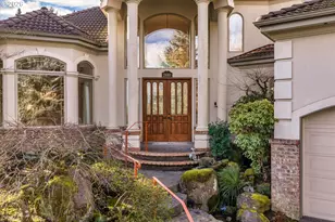 2480 Marylshire Ln, Lake Oswego, OR 97034 - Photo 2