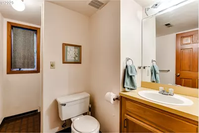 2845 Central, Eugene, OR 97403 - Photo 26