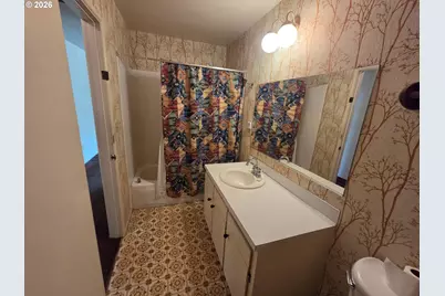 2194 NW Watters St, Roseburg, OR 97471 - Photo 20