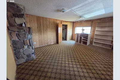 2194 NW Watters St, Roseburg, OR 97471 - Photo 10