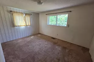 2194 NW Watters St, Roseburg, OR 97471 - Photo 18