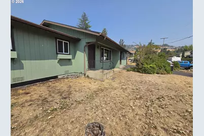 2194 NW Watters St, Roseburg, OR 97471 - Photo 34