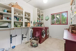 8023 SW 31st Ave, Portland, OR 97219 - Photo 24