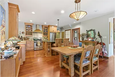 8023 SW 31st Ave, Portland, OR 97219 - Photo 14