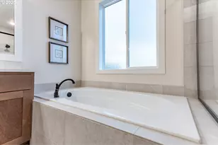 15104 SW Deepbrook Ln, Portland, OR 97224 - Photo 32