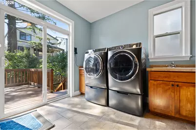 1347 NW 114th Ave, Portland, OR 97229 - Photo 16