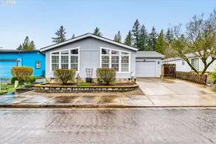 21553 SE Ankeny Terrace, Gresham, OR 97030 - Photo 2