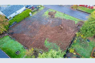 19481 S Lazy Creek Ln, Oregon City, OR 97045 - Photo 8