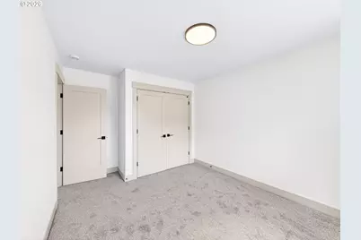 19481 S Lazy Creek Ln, Oregon City, OR 97045 - Photo 26