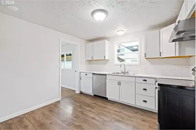 316 15th Ave, Longview, WA 98632 - Photo 8